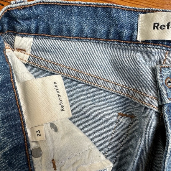 Reformation Winona Mid Slim Jean With Button Fly - Picture 2 of 4